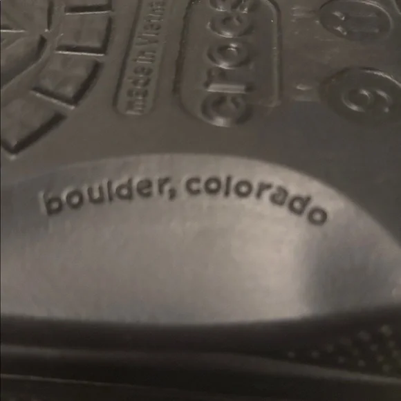 Make offer! NWOT CROCS Black Slippers Colorful Charms heel straps Men 9 Woman 11 - Picture 10 of 16